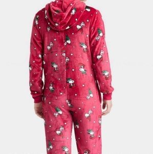 Mens Snoopy Peanuts pajamas